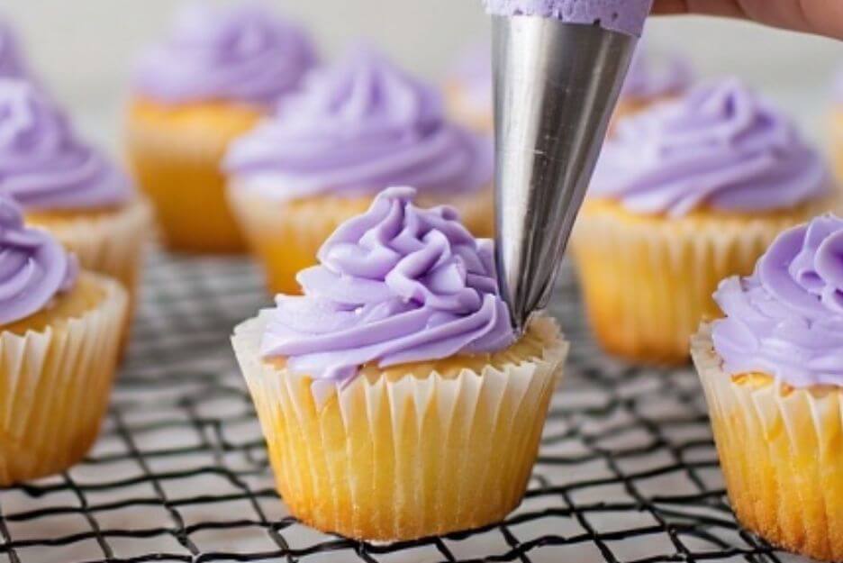 Best Lemon Lavender Cupcakes