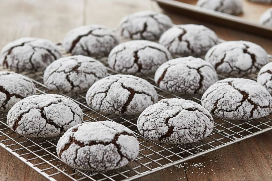 Cool fudgy holiday crinkle cookies