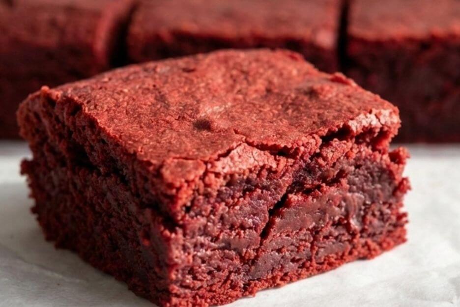 Easy red velvet brownies
