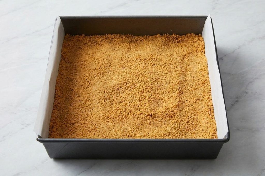 pumpkin bars with graham cracker crust